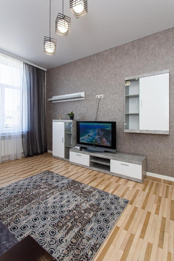 Центр Просторі Апартаменти, Поруч Площа Ternopil Exterior foto