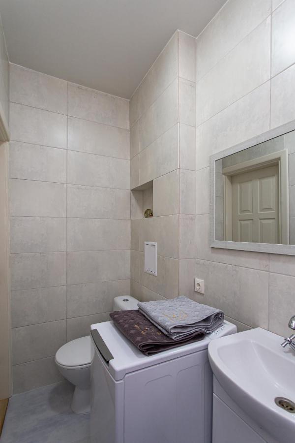 Центр Просторі Апартаменти, Поруч Площа Ternopil Exterior foto